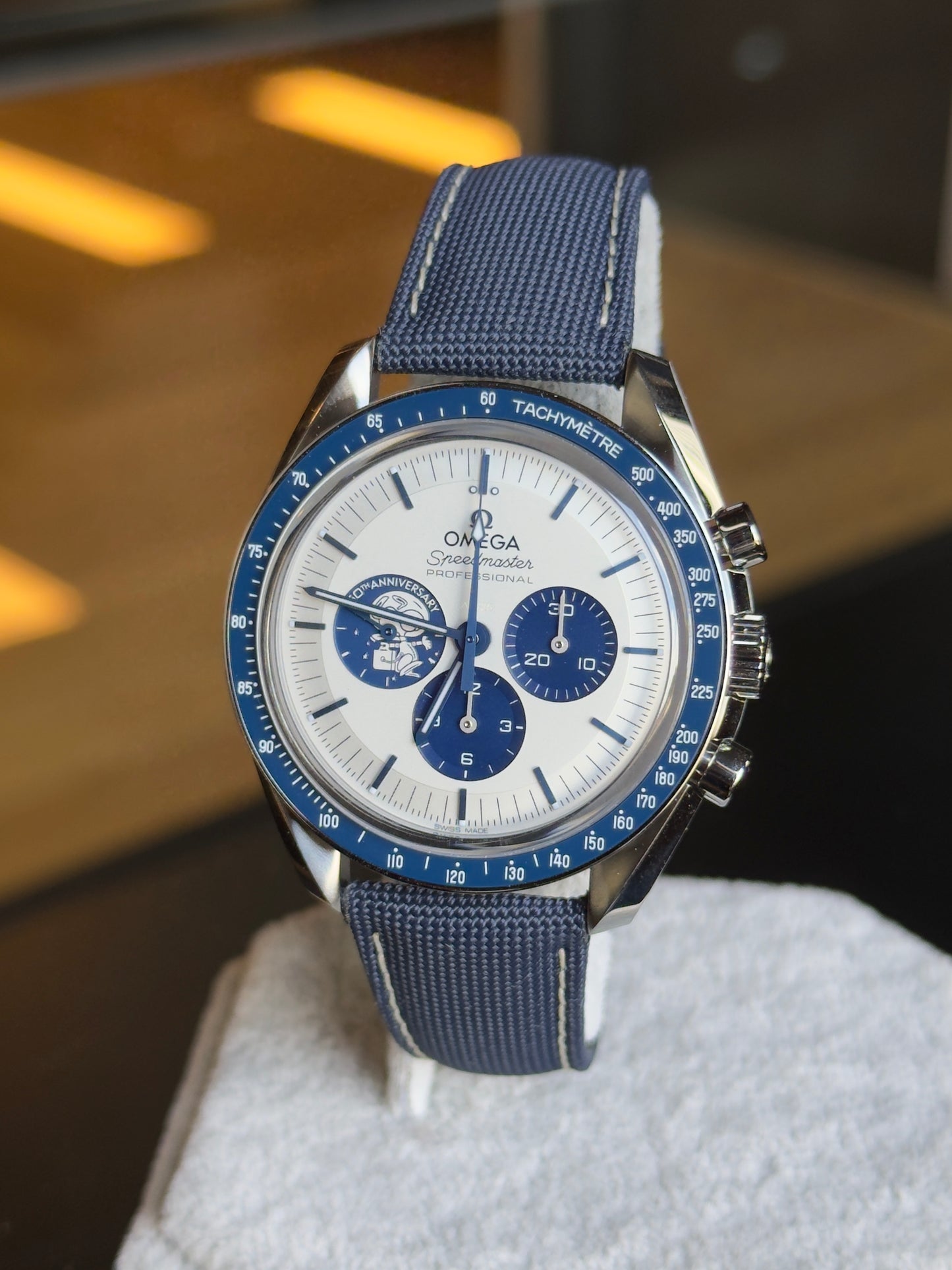 Omega Speedmaster Moonwatch Silver Snoopy (2022) Brand New