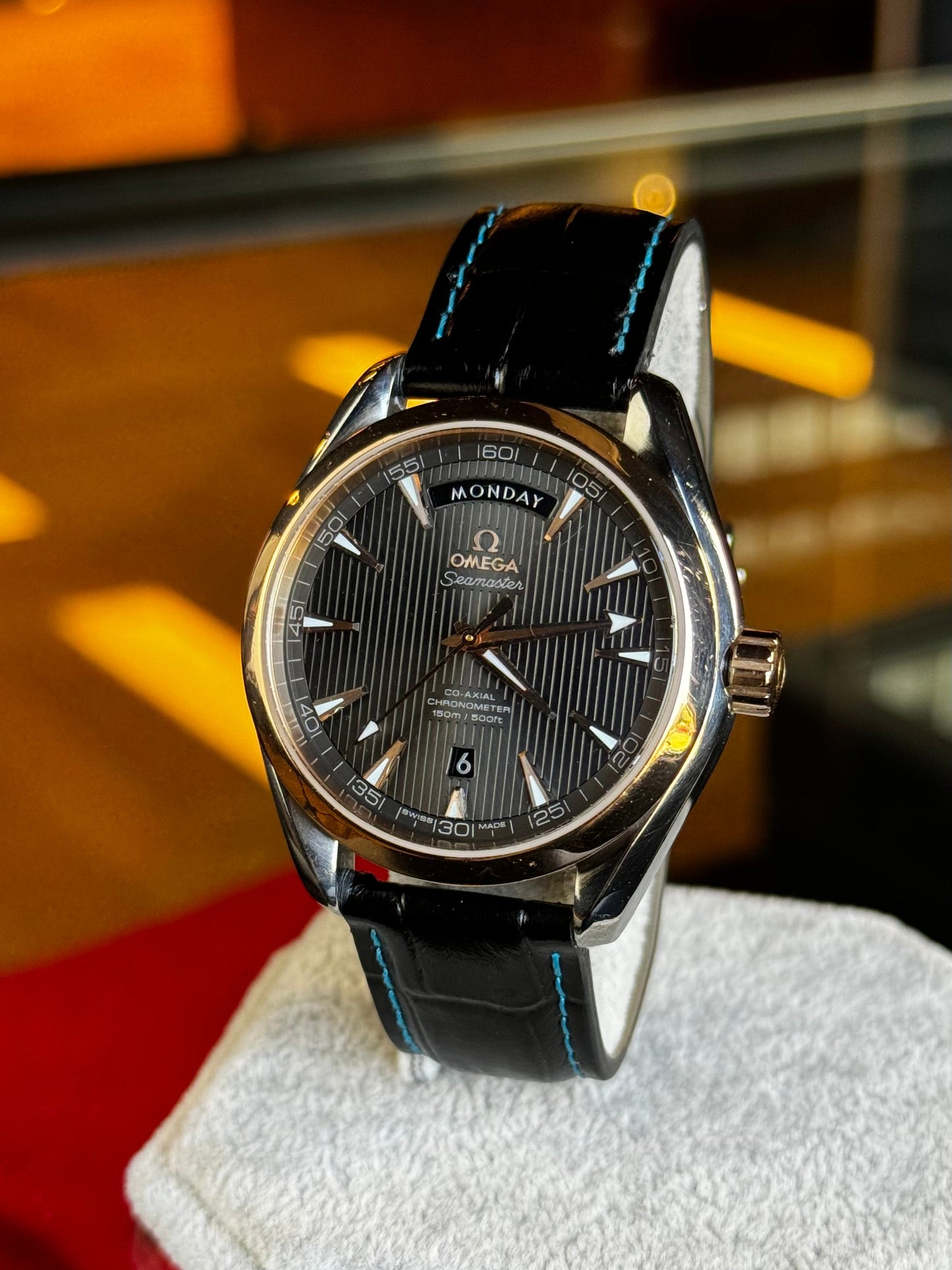 Omega Seamaster Aqua Terra 231.23.42.22.06.001 Grey Dial Pre Owned