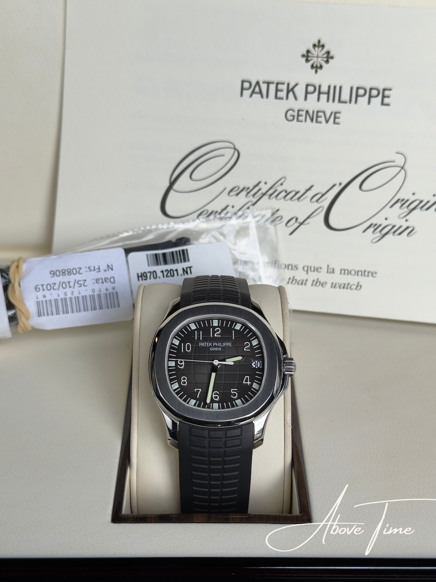 Patek Phillipe Aquanaut 5165a Black Dial (2010) Full Collectors Set Pre Owned
