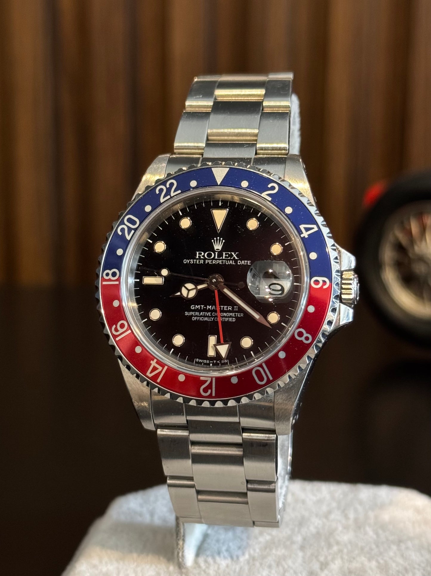 Rolex GMT-Master II Pepsi 16710 (1991) Pre Owned