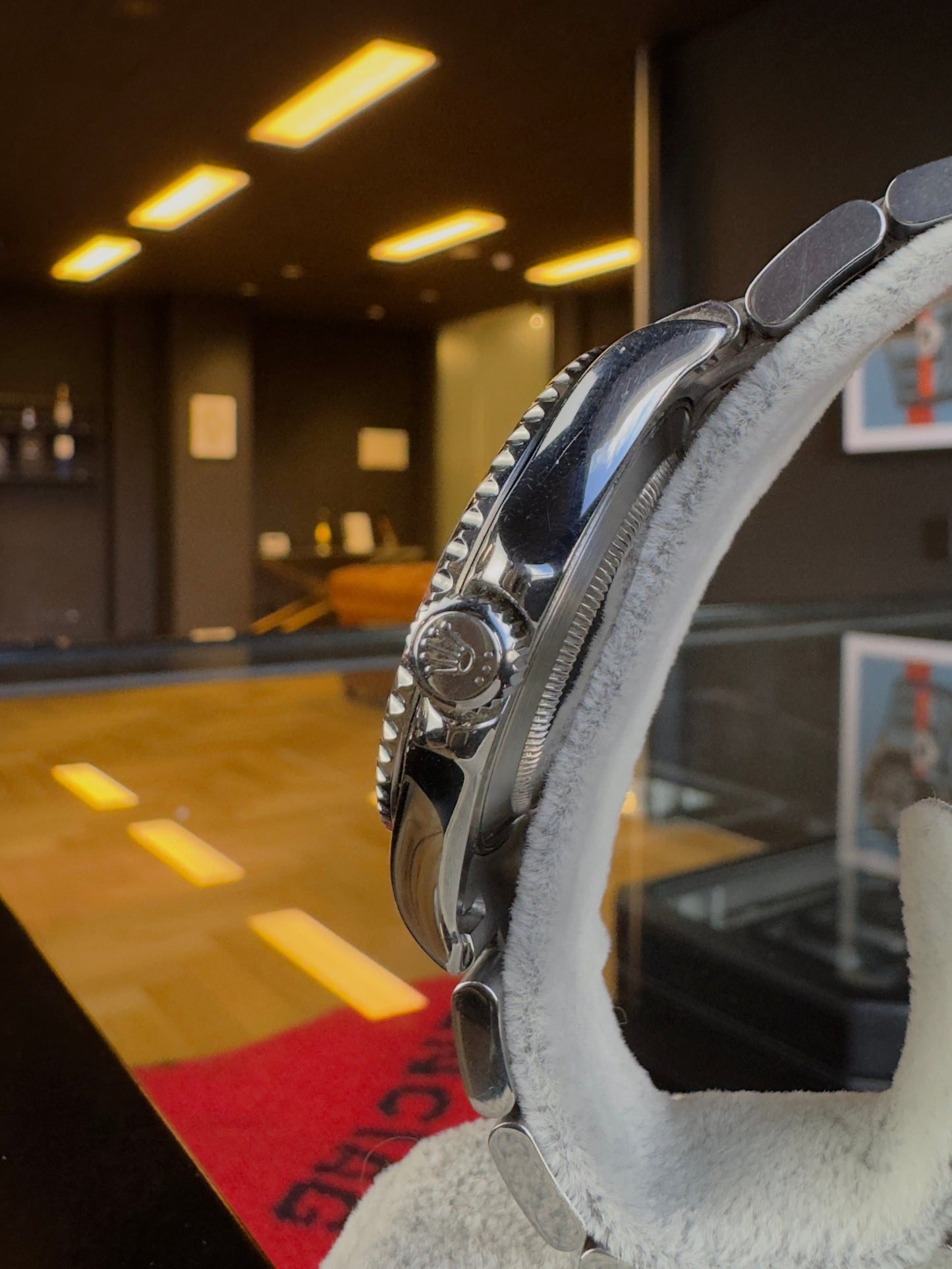 Rolex Yachtmaster 40 16622 Silver Dial Pre Owned