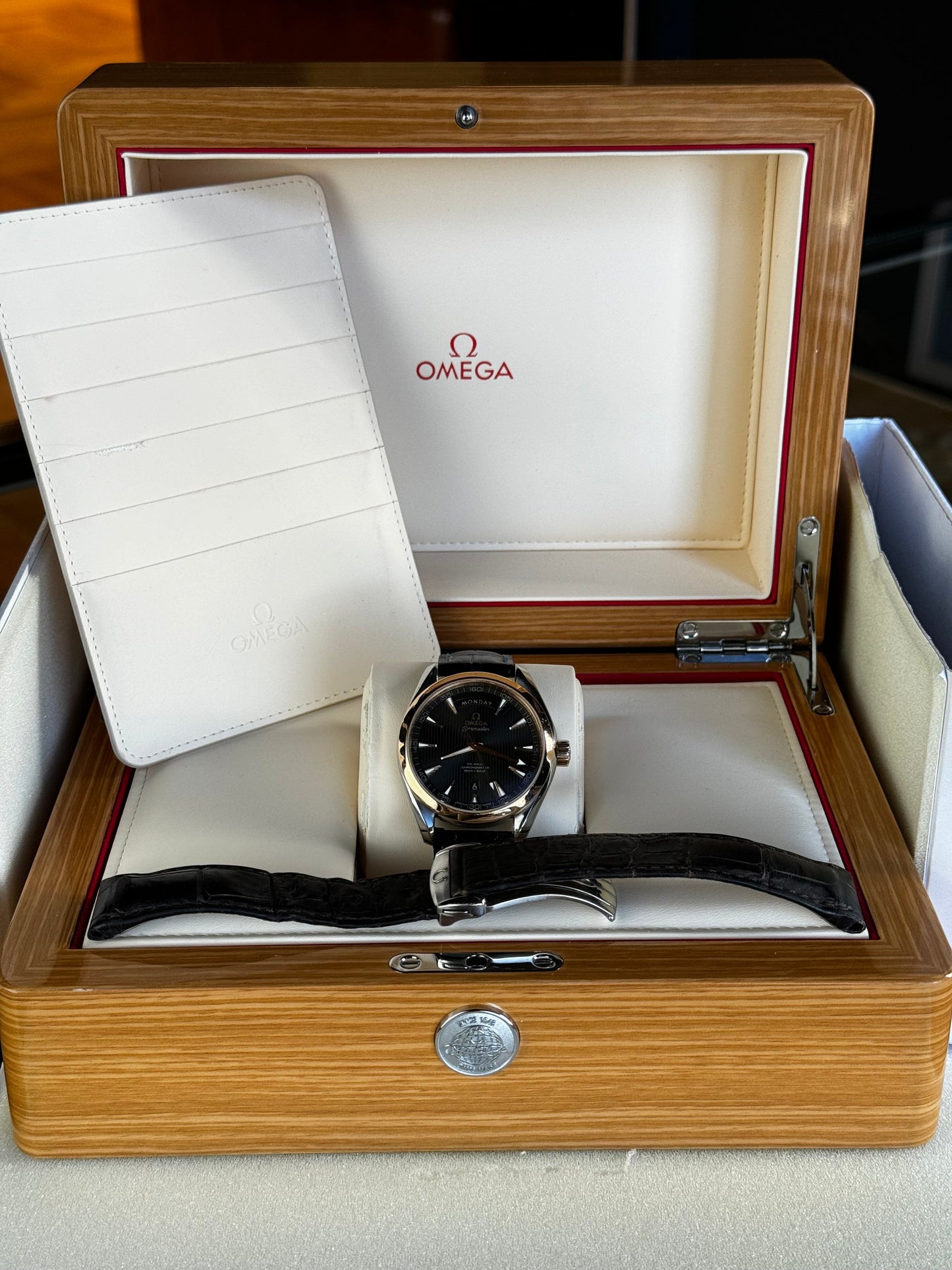 Omega Seamaster Aqua Terra 231.23.42.22.06.001 Grey Dial Pre Owned