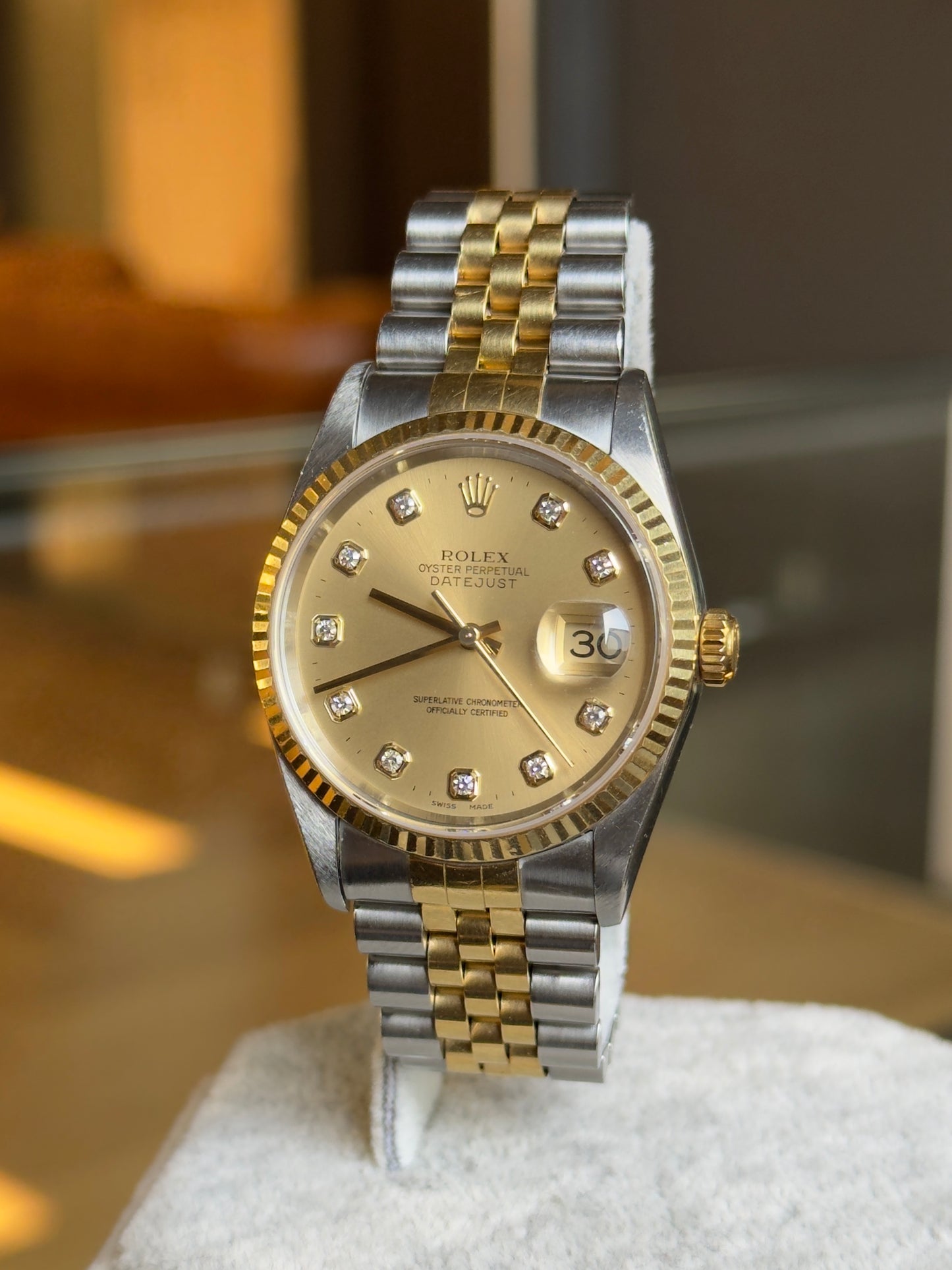 Rolex Datejust 36 16233G Champagne Diamond Dial Full Set Pre Owned