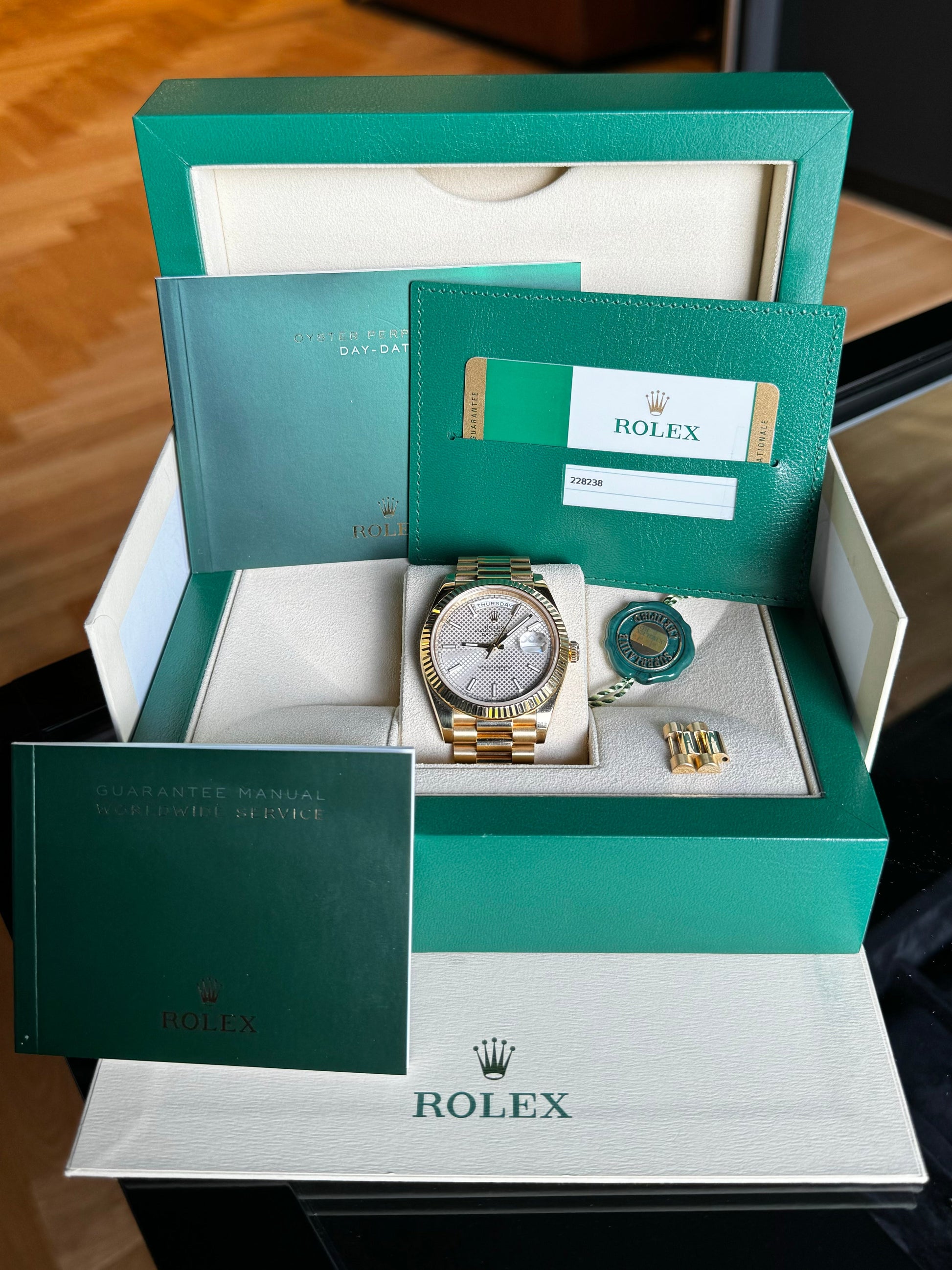 Rolex Day Date 40 Yellow Gold