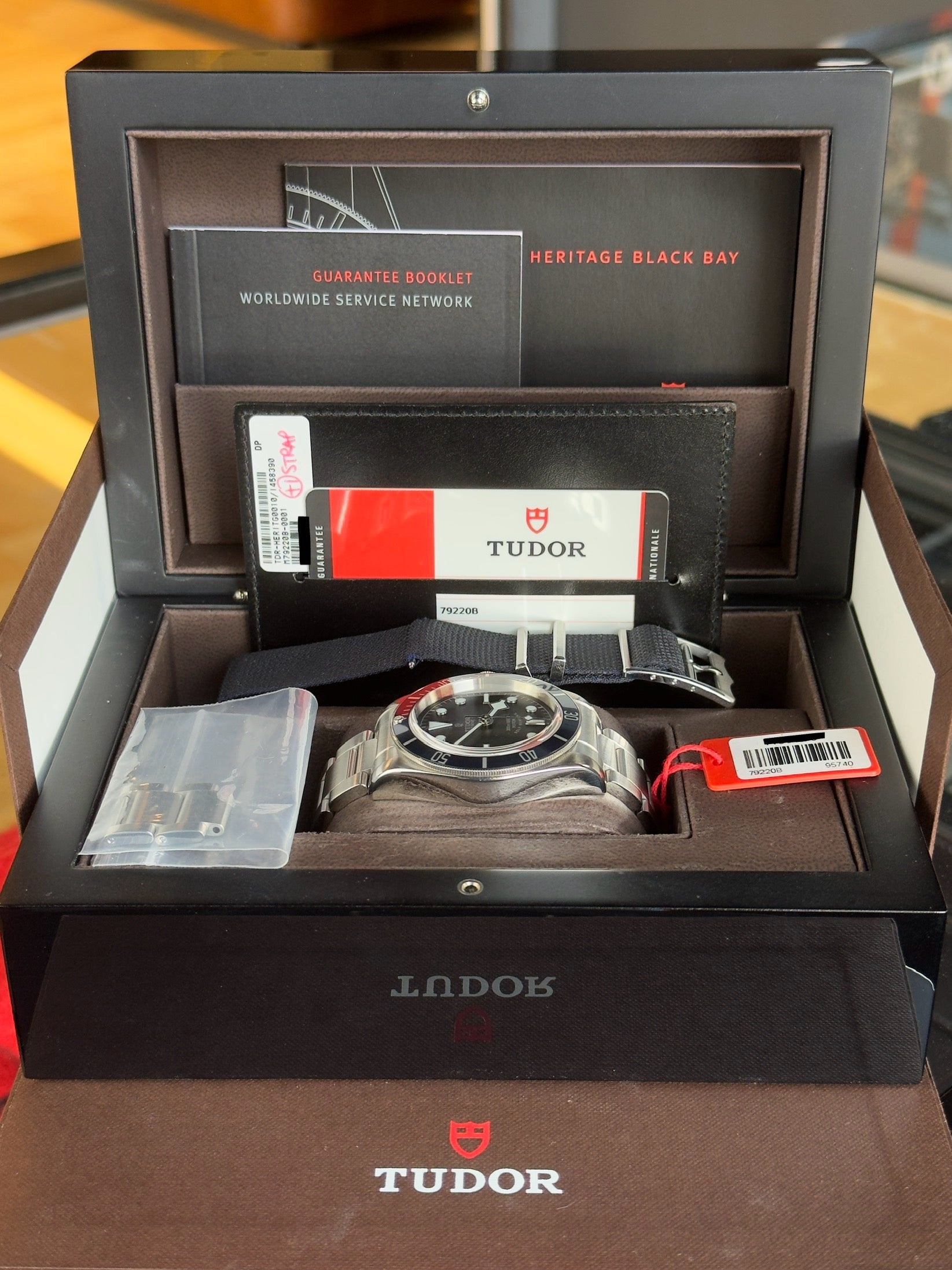 Tudor Black Bay 79220B Collectors Set
